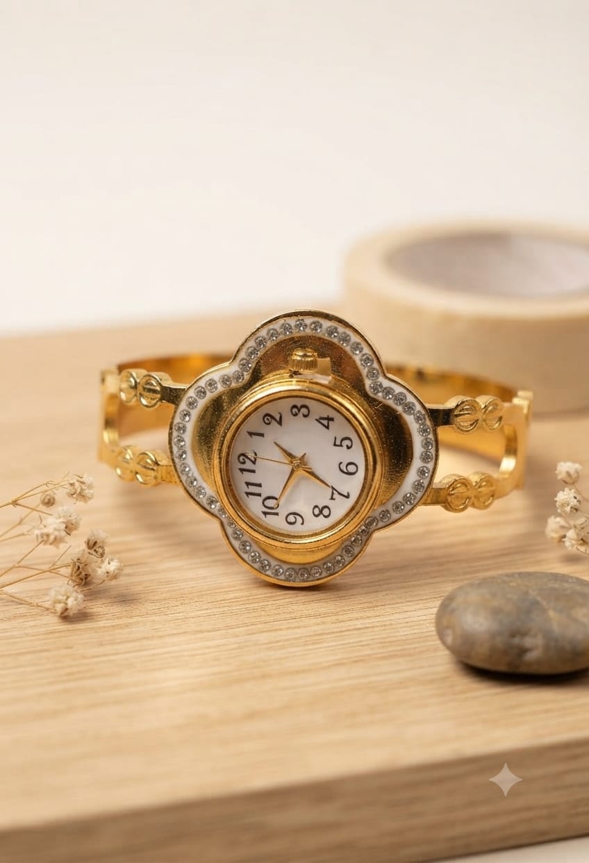 Golden Charm Openable Anti-Tarnish Watch